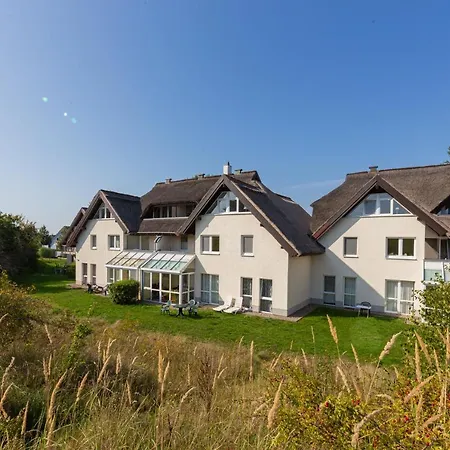 5 Im Strandhaus Lobbe Apartment *